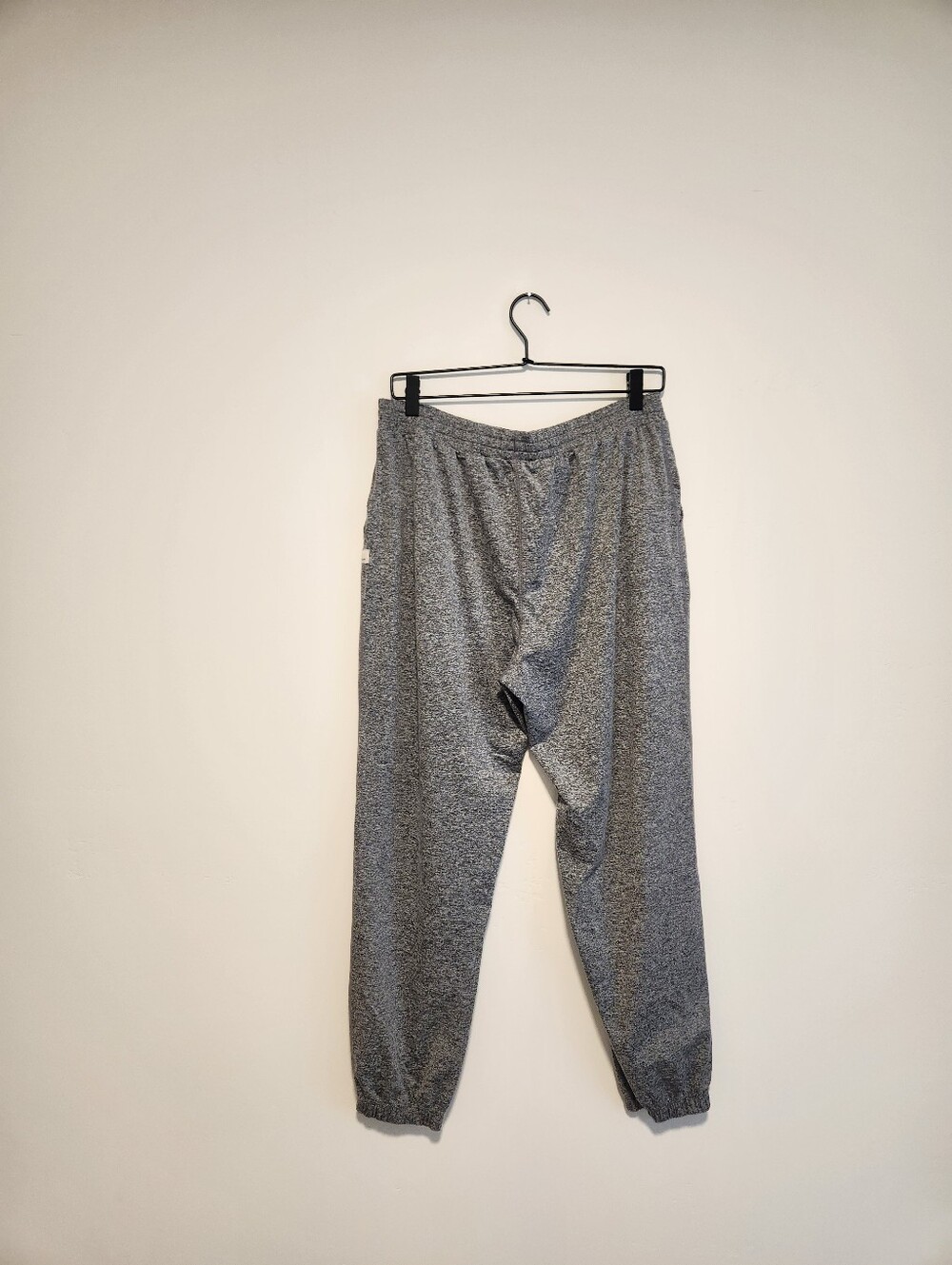 Vuori Boyfriend Jogger DreamKnit Joggers Heather Grey Size Large - Picture 3 of 9
